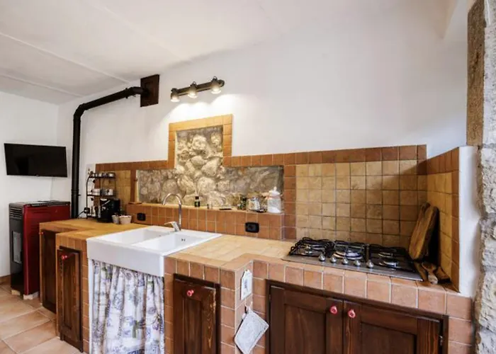 Hydromassage - La Corte Di Castello 49 Кастель-ди-Сангро